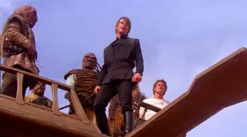 the boots of Luke Skywalker (Mark Hamill) in Star Wars VI : return of The Jedi