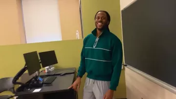 Active by Abercrombie YPB NeoKnit Max Half Zip worn by Victor St. John as seen in Love Is Blind (S10E09)