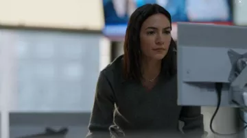 Uniqlo Washable Knit Ribbed Polo Sweater worn by Gina Gosian (Natalee Linez) as seen in CIA (S01E10)