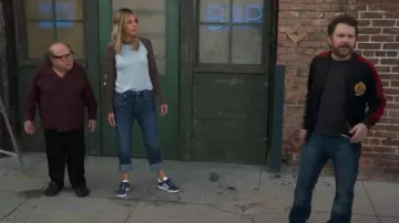 Zapatos Adidas Gazelle usados por Dee Reynolds (Kaitlin Olson) como se ve en It's Always Sunny in Philadelphia (S18E08)