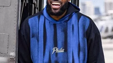 Sweat à capuche d’entraînement des LeBron James Philadelphia 76ers