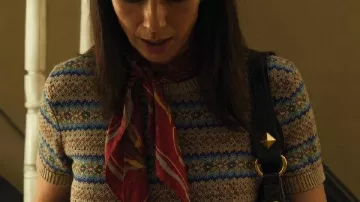 Jersey de manga corta que lleva Patricia Moyer (Kate O'Flynn) en Widow's Bay (S01E04)