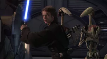El sable de luz de Anakin Skywalker (Hayden Christensen) de Star Wars III: La venganza de los Sith