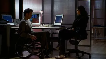 The Nike sneakers Shox Max (Jessica Alba) in Dark Angel