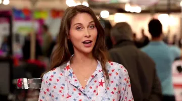 The shirt collar ascot to star Ophelia Miller in Prohibited Area of the 14/05/2017