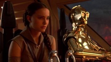Pin painting of Padme Amidala (Natalie Portman) in Star Wars I : The phantom menace
