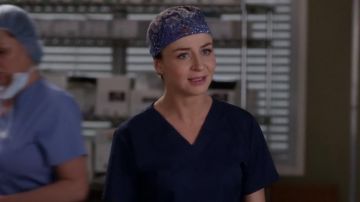 The bra, grey Amelia Shepherd (Caterina Scorsone) in Grey's Anatomy ...