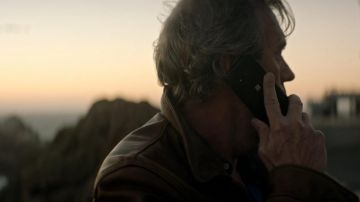 The Nokia Lumia Hugh Laurie in Luck