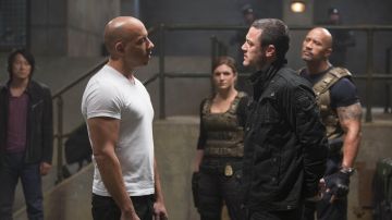 Tactical Vest worn by Hobbs (Dwayne Johnson) in Fast and Furious 6