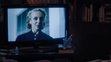 Tv Samsung view in Sherlock