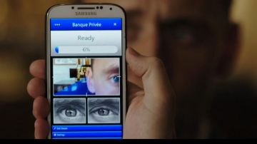 Le smartphone Samsung Galaxy S4 vu dans The Night Manager