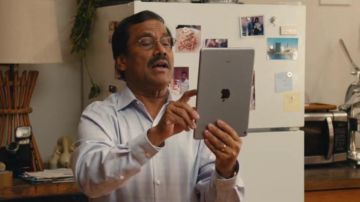 The Ipad Air of Apple seen in Master of None