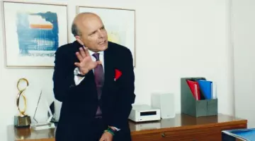 the compact system CD of Marty (Joe Pantoliano) in the perfect match