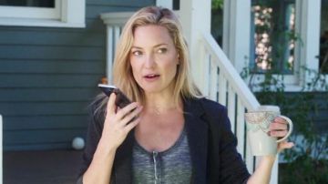 the mobile phone of Jesse (Kate Hudson) in Happy mother's day