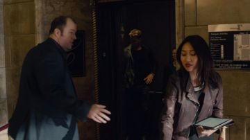 The touch pad of the woman in the hotel from This is Us