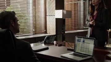 The Apple laptop computer seen in Conviction