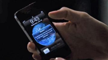 The iphone 4 saw in Arthur a love of a billionaire