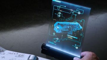 The Sony tablet James Preston (Chris Pratt) in Passengers