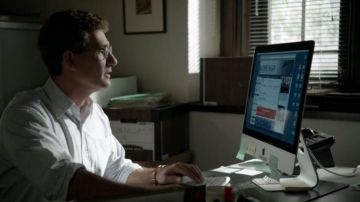 L'écran d'ordinateur Apple vu dans Shameless US S05E07