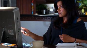 The computer of Terry (Shelley Conn) in How to Know