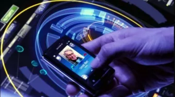 The mobile phone seen in The Amazing Spiderman