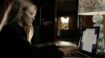 The laptop is Jill (Amanda Seyfried) in Missing