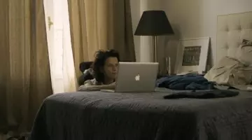 The notebook of Anne (Juliette Binoche) in Them