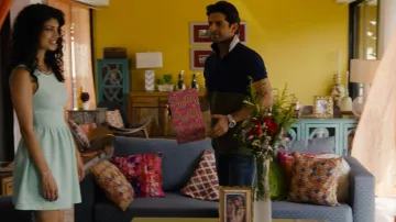 The green dress of pale Kala Dandekar (Tina Desae) in Sense8 S02E08