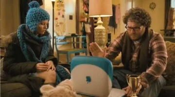 The laptop ibook g3 Zack (Seth Rogen) in Zack and Miri make a porno