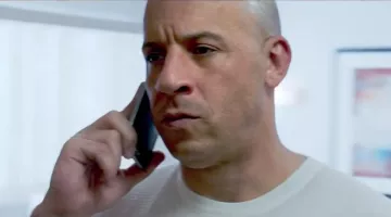 The smartphone-white Dominic Toretto (Vin Diesel) in "Fast and Furious 7"