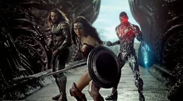 Les couvre-bottes do­rés d'A­qua­man (Ja­son Mo­moa) dans Bat­man v. Su­per­man