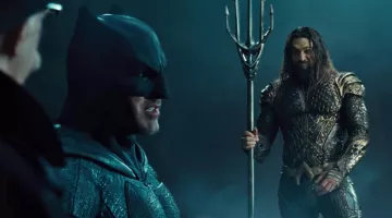 Le trident do­ré d'A­qua­man (Ja­son Mo­moa) dans Bat­man v. Su­per­man