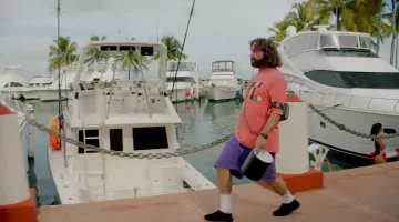 The portable media player Sony Portable CD Player by David Ghantt (Zach Galifianakis) in Masterminds