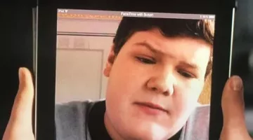 Ipad Dan Trunkman (Vince Vaughan) in Jet Lag