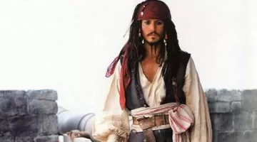El traje de Jack Sparrow (Johnny Depp) en Piratas del Caribe
