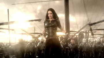 The costume of Artemisia Ire (Eva Green) in 300 birth of an Empire
