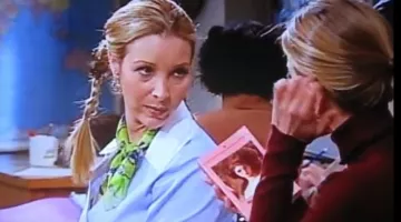 El libro "Cumbres borrascosas" de Emily Brontë leído por Rachel Green (Jennifer Aniston) en la serie Friends (T05E09)