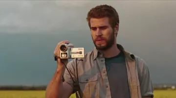 The camcorder of Dwayne McLaren (Liam Hemsworth) in Cut Bank