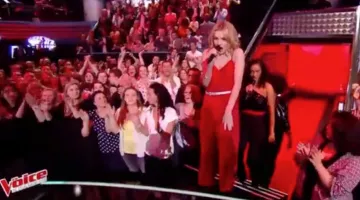 La combinaison Claudie Pierlot d'Hélène dans The Voice