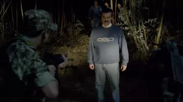 Rope Sweater worn by Pablo escobar (Wagner Moura) as seen in Narcos (Season 2 Épisode 1)