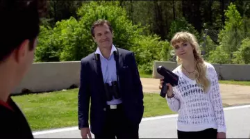 The radar Stalker of Julia Maddon (Imogen Poots) in Need for Speed