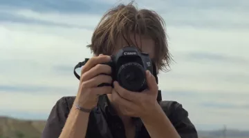 Canon camera EOS 7D of Mason (Ellar Coltrane) in Boyhood