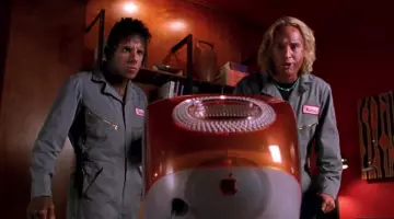 L'ordinateur Apple iMac G3 orange dans Zoolander