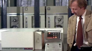 The computer Siemens System 4004 in Charlie and the chocolate factory 1971