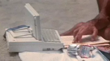 L'Apple IIc du Dr Heywood Floyd dans 2010 : L'Année du premier contact