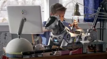 The Apple iMac G4 of James (Kalvin Stinger) in The the adventures of RoboRex