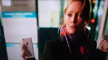 The iphone 6 Meg (Leslie Mann) in a Single, user manual