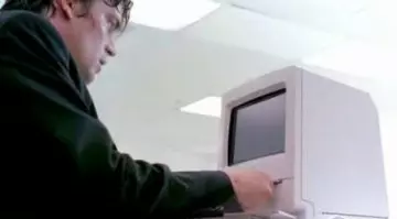 The Apple Macintosh Classic in Chuck