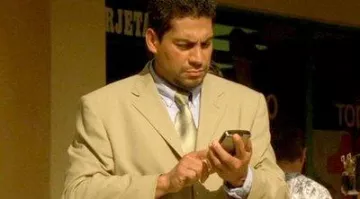 The Dell Axim X5 seen in Experts Miami