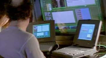 The Compaq Contura 4/25cx hacker in the Drop Zone